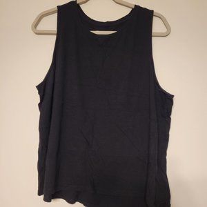 Lot of Old Navy XXL Tanks - 7 tanks total NWT/NWOT unworn